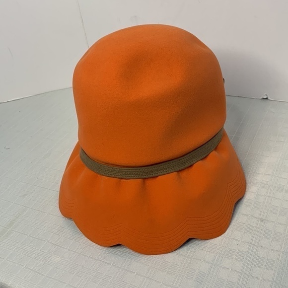 1960's "Christian Dior" vibrant Orange Women's Hat / Soft Wool Felt - Picture 2 of 9